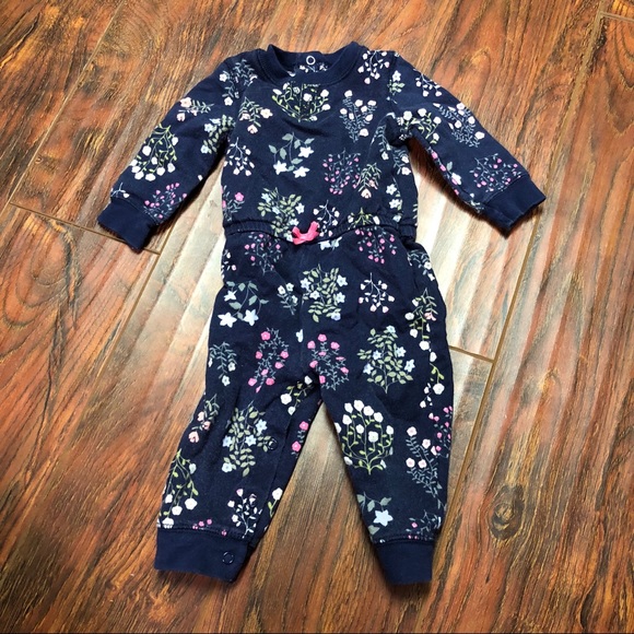 Carter’s Romper - Picture 1 of 2